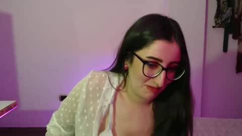 Victoria online show from November 7, 9:20 pm