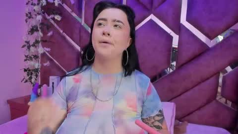 Victoria online show from February 6, 10:57 pm