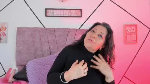 victoriaa_anderson_ online show from November 25, 2:08 pm