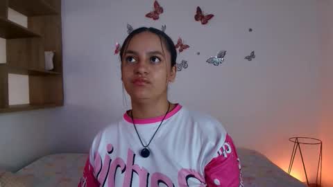 Victoria online show from November 24, 7:38 pm