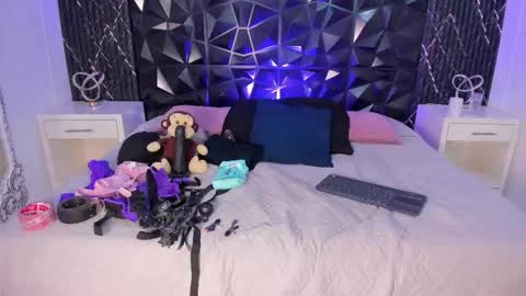 victoriasanz_ online show from October 8, 5:34 am