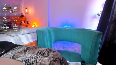 Snapshot of victoriasmithtv chatting on February 20, 8:47 pm victoriasmithtv online show from February 20, 8:47 pm