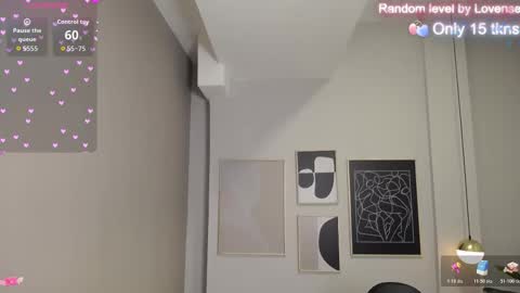 Victoria Vixen online show from November 9, 9:00 pm