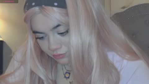 viennavisabelle online show from January 12, 6:07 am