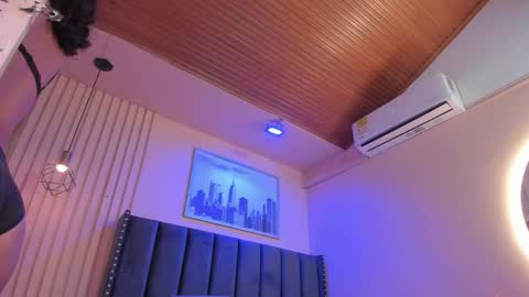 Viiolett online show from October 19, 9:17 pm