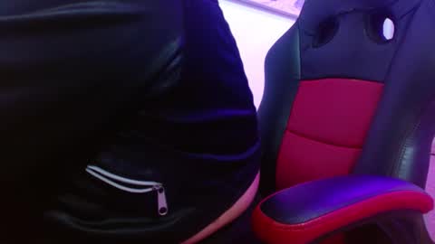 viioleta online show from February 3, 12:43 pm