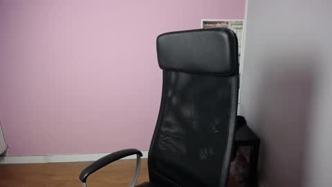 Snapshot of viktoria_lovely chatting on September 20, 8:56 am viktoria_lovely online show from September 20, 8:56 am