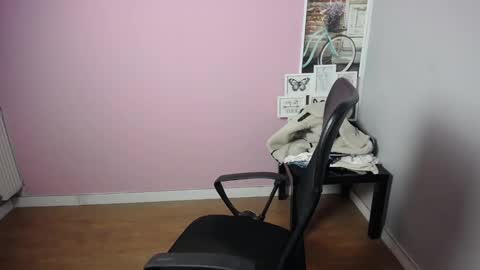 Snapshot of viktoria_lovely chatting on January 23, 5:56 am viktoria_lovely online show from January 23, 5:56 am