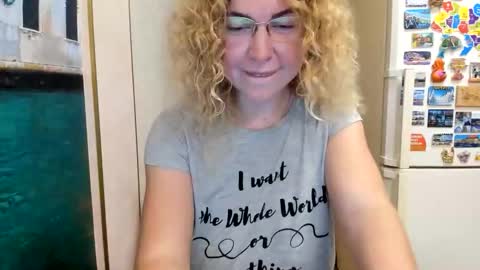 Snapshot of viodetta chatting on October 4, 4:22 pm viodetta online show from October 4, 4:22 pm