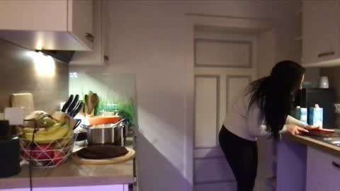 Vio online show from November 15, 6:09 pm