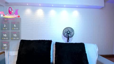 Violett  Everyday From 0530 to 1430 Col Time online show from September 25, 10:58 am