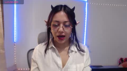 Violete Hentai01 online show from December 21, 3:05 pm