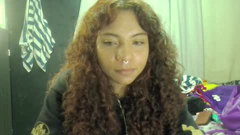 Violet online show from February 18, 1:05 am