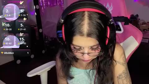   online show from January 10, 9:52 pm