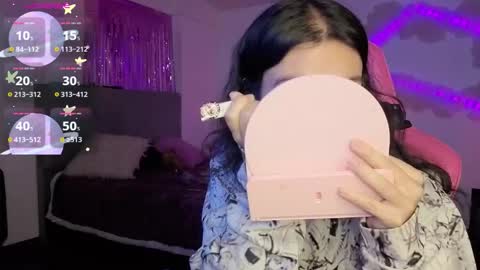   online show from February 10, 7:17 pm