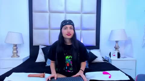 Violet Rousse online show from February 16, 12:32 pm