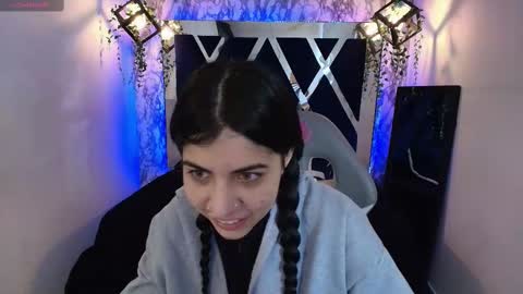 Violeta  online show from November 6, 11:49 am