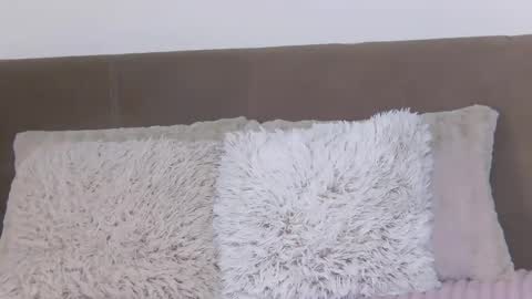 VioletSwone online show from January 13, 6:30 am