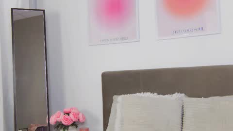 VioletSwone online show from September 30, 5:13 am