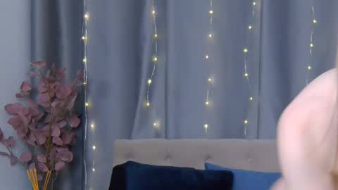 VioletSwone online show from February 16, 3:27 pm