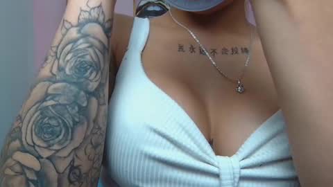 Violeta froz online show from December 15, 7:52 pm