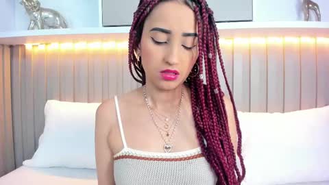 Violett  online show from October 7, 8:13 pm