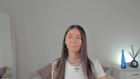 violetta_finch online show from February 1, 8:29 am