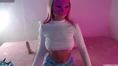 violettaarojass online show from December 4, 10:50 am