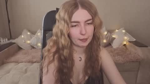 ViolettaOtis online show from February 8, 10:30 am