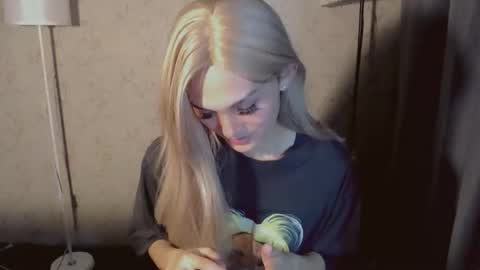 Pearl online show from October 26, 10:22 am