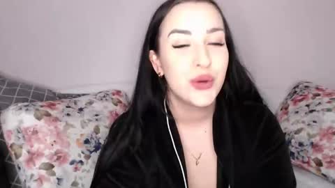 Vitalina online show from December 25, 12:37 pm