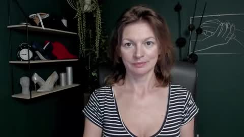 Vivian online show from September 11, 8:36 am