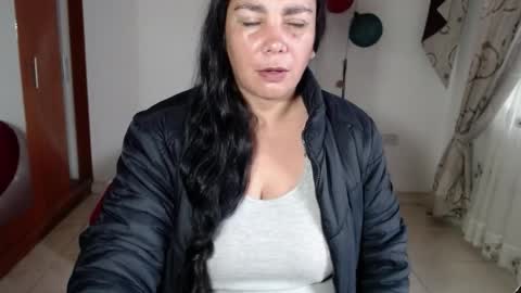 vivian_milf_paint online show from November 7, 11:27 am