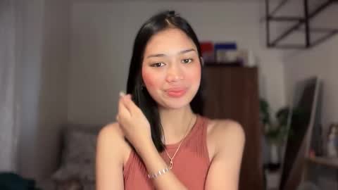 Vivian online show from February 1, 11:47 pm