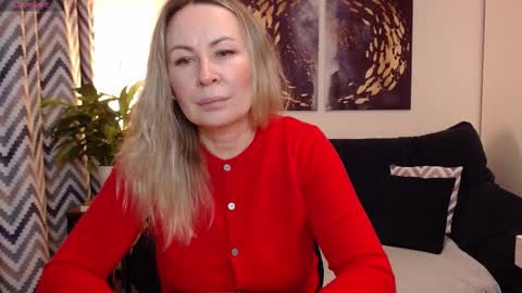 Vivian online show from September 17, 5:44 pm