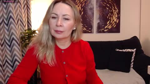 Vivian online show from September 25, 5:44 pm