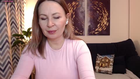 Vivian online show from January 29, 6:07 pm