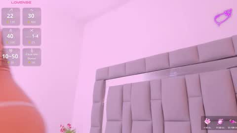 Vivi online show from September 24, 12:04 pm