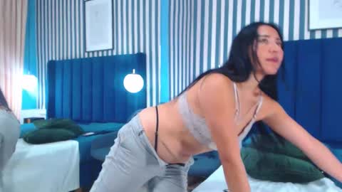 Vivian  online show from November 21, 6:21 pm