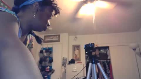 Vixen Fyre online show from September 29, 7:02 am