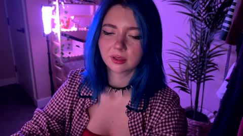 Polly  Online mostly at 9pm-2am UK Time online show from December 16, 6:47 pm