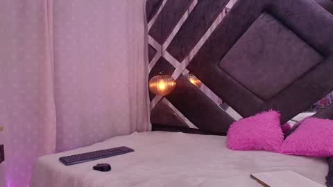 Violeta online show from January 11, 3:13 am