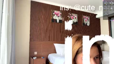 Mia online show from November 14, 2:33 am