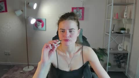 Wanda online show from February 4, 2:53 pm