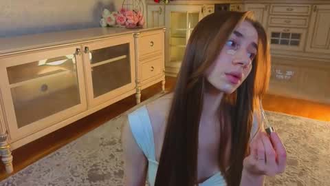 hello guys im Lilian online show from November 18, 3:07 am