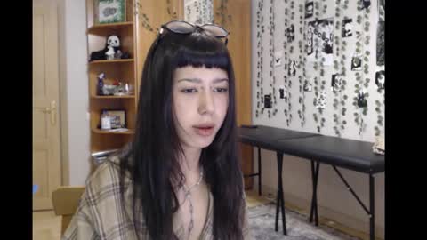 Mina online show from November 30, 8:46 pm