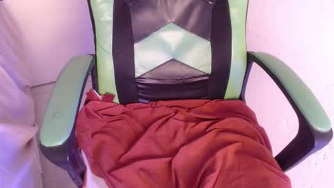 Trixie 3 online show from October 16, 5:26 pm