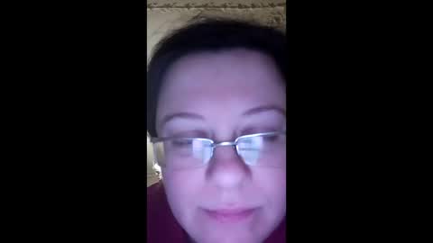 Snapshot of webgirl2 chatting on January 8, 12:06 am Marina online show from January 8, 12:06 am