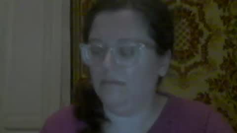 Snapshot of webgirl2 chatting on October 21, 10:25 pm Marina online show from October 21, 10:25 pm