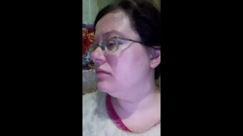 Snapshot of webgirl2 chatting on January 16, 2:41 pm Marina online show from January 16, 2:41 pm